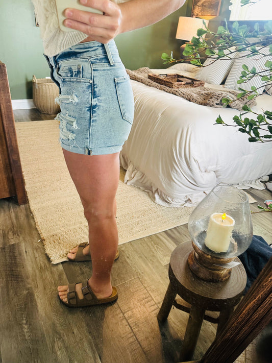 Sandy Shore Cuffed Shorts