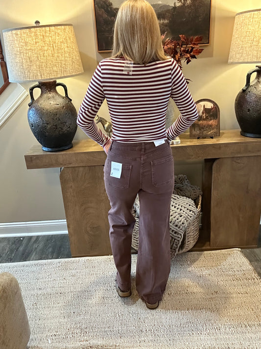 The Olivia High-Rise Wide Leg Jeans 🤎