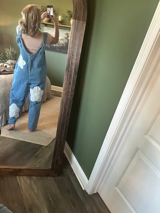🌸🩵 PATCHWORK PRAIRIE OVERALLS 🩵🌸