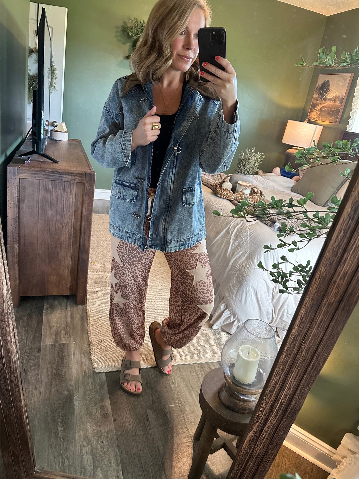 Vintage Trails Denim Jacket 🤎✨