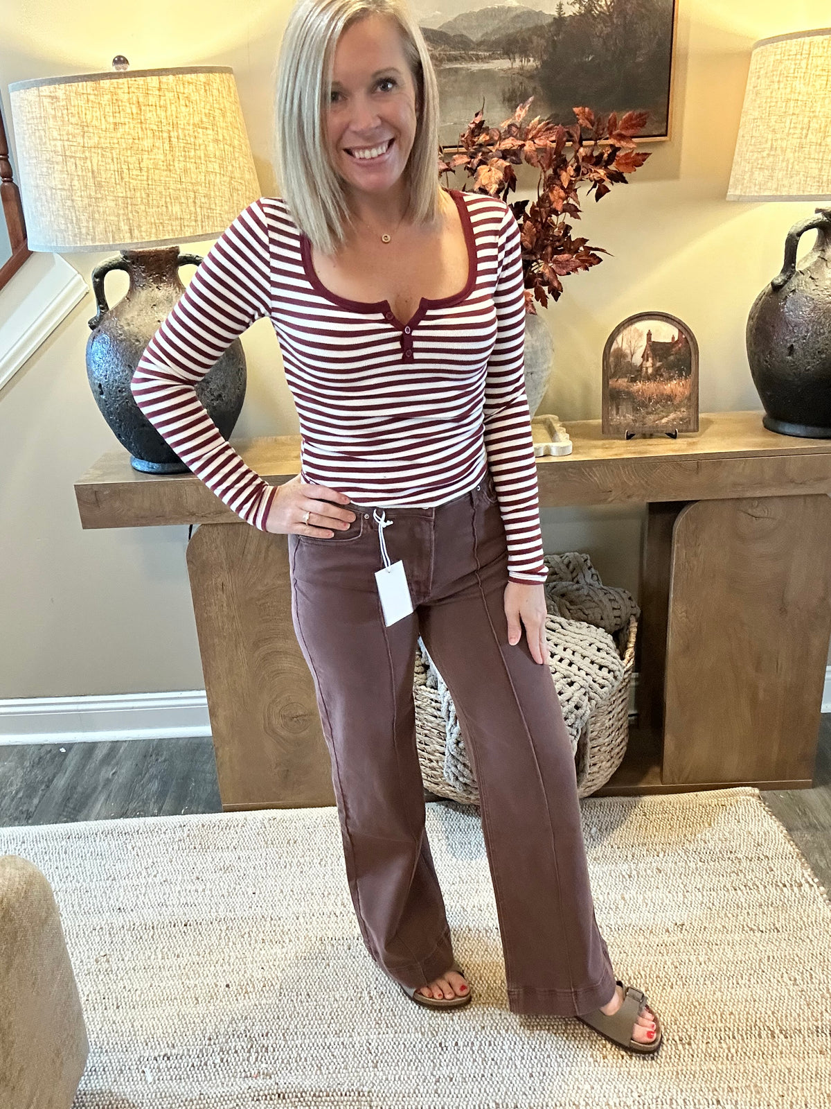 The Olivia High-Rise Wide Leg Jeans 🤎