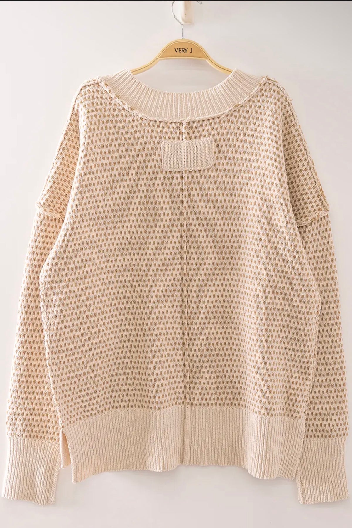 The Elodie Textured V-Neck Sweater 🤎