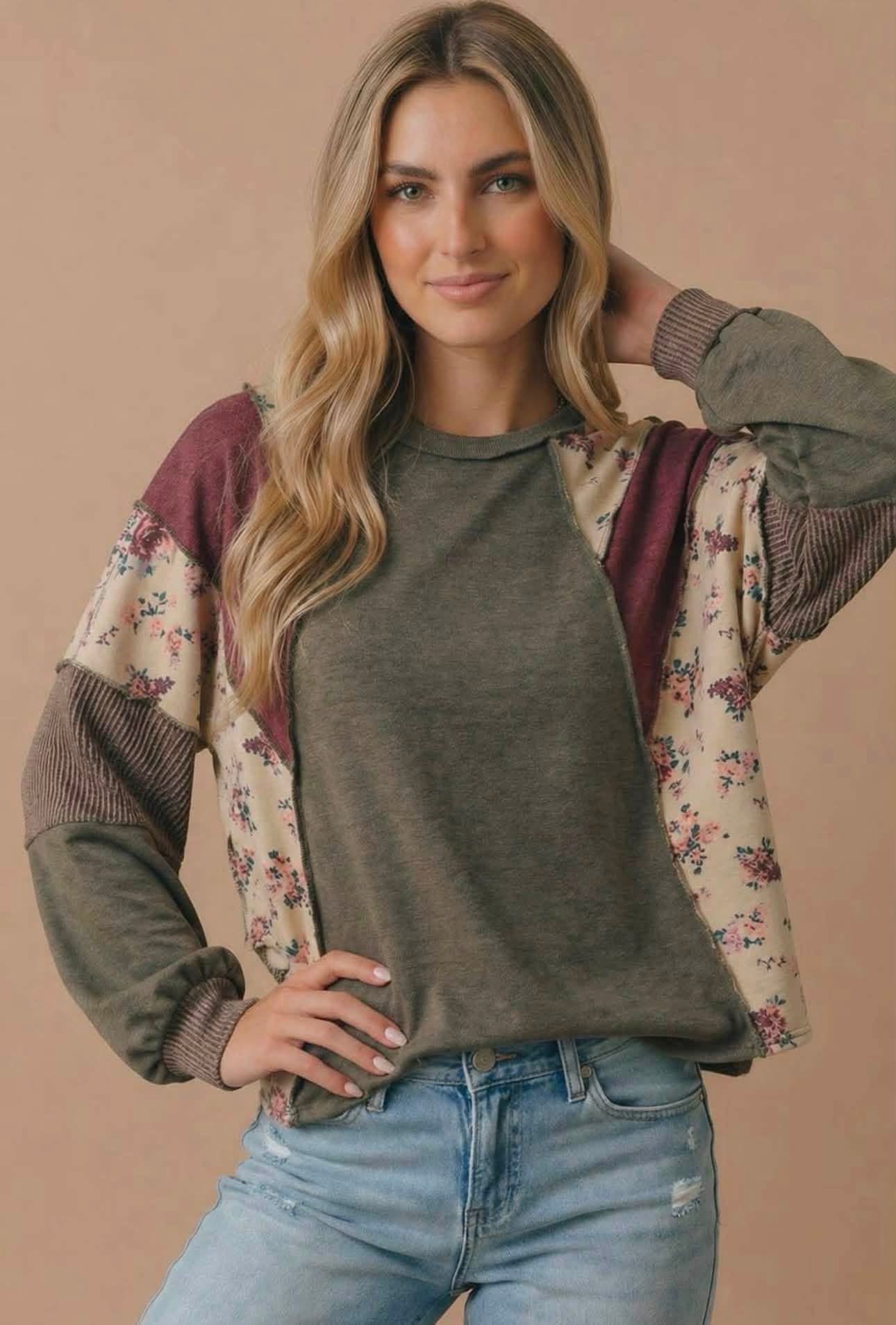 The Brielle Floral Contrast Top – Plus