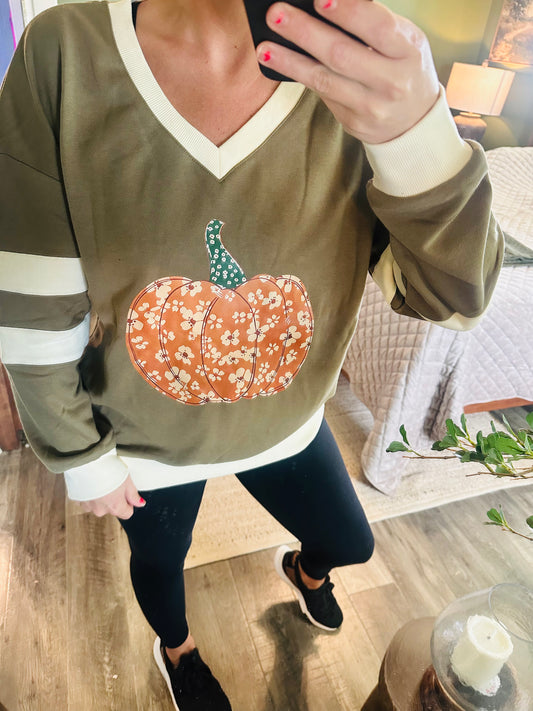 Harvest Bloom Pumpkin Pullover 🎃🍂